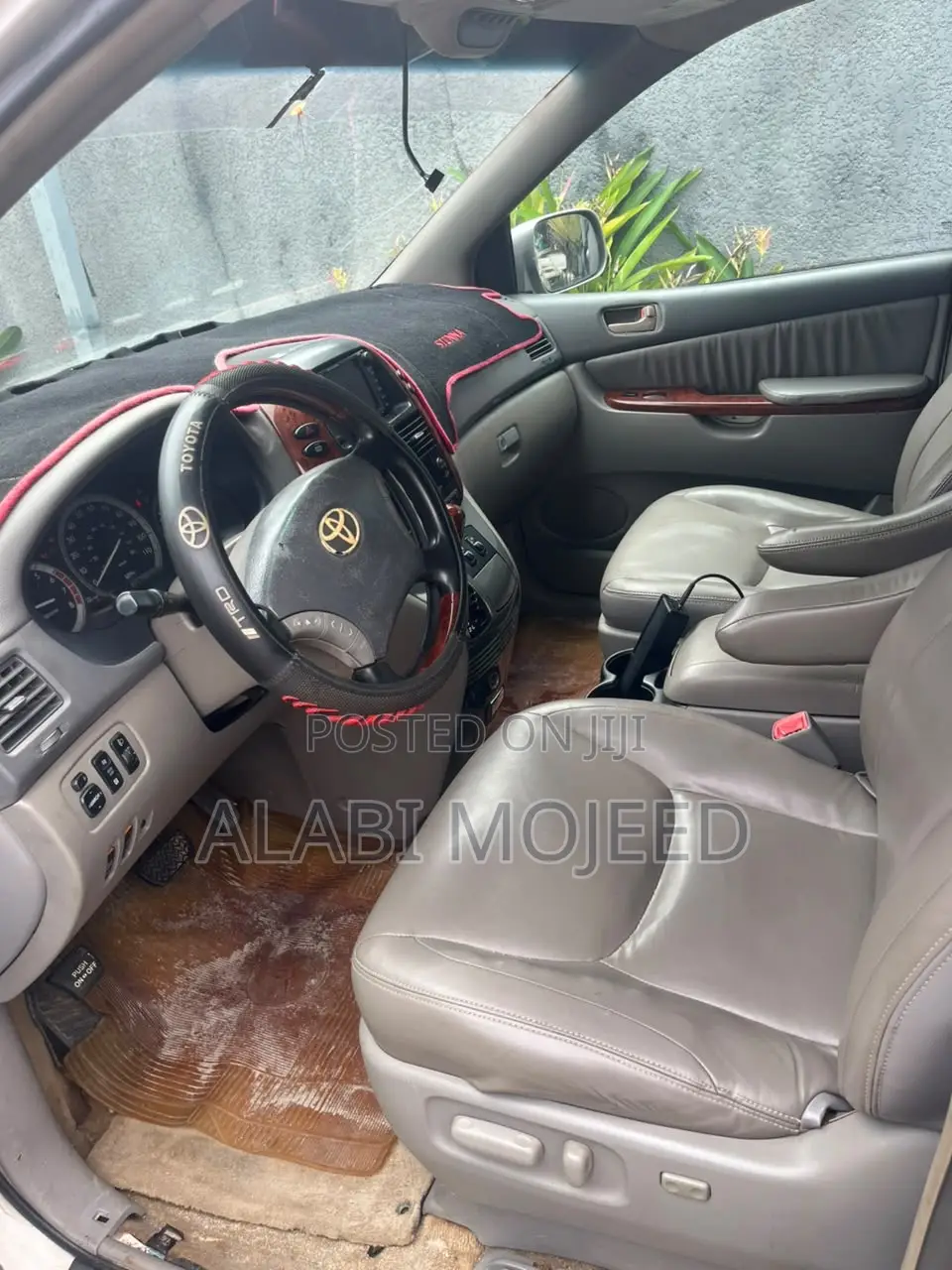 Toyota Sienna CE 2005 Gold