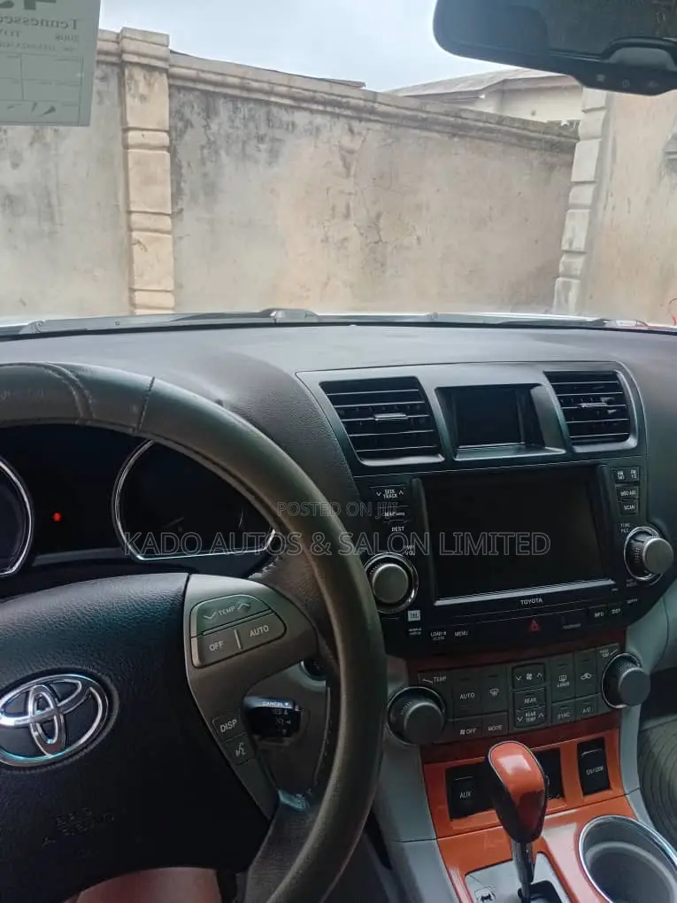 Toyota Highlander 2008 Silver