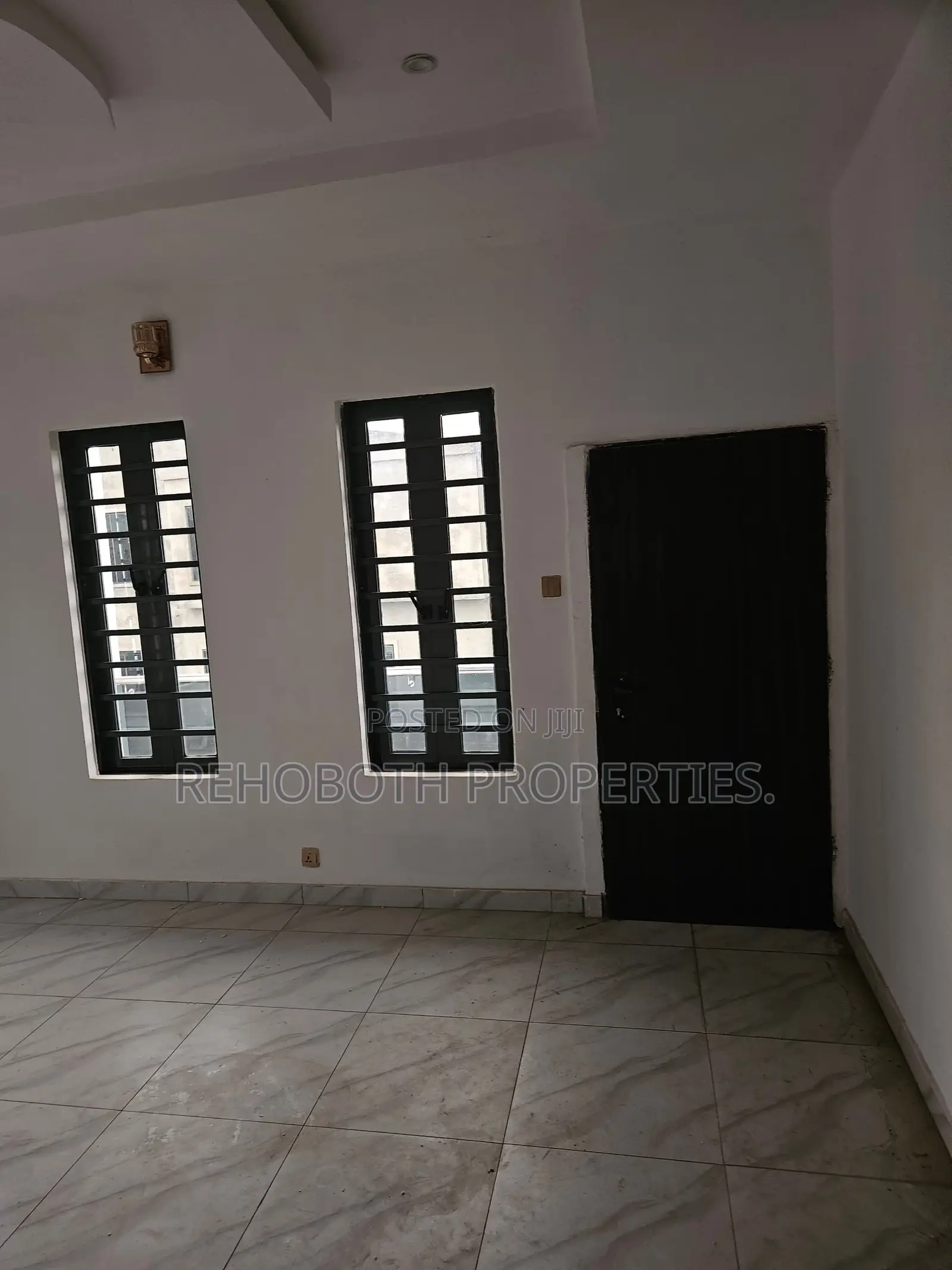 4bdrm Duplex in Oore Ofe Estate, Akala Express for sale