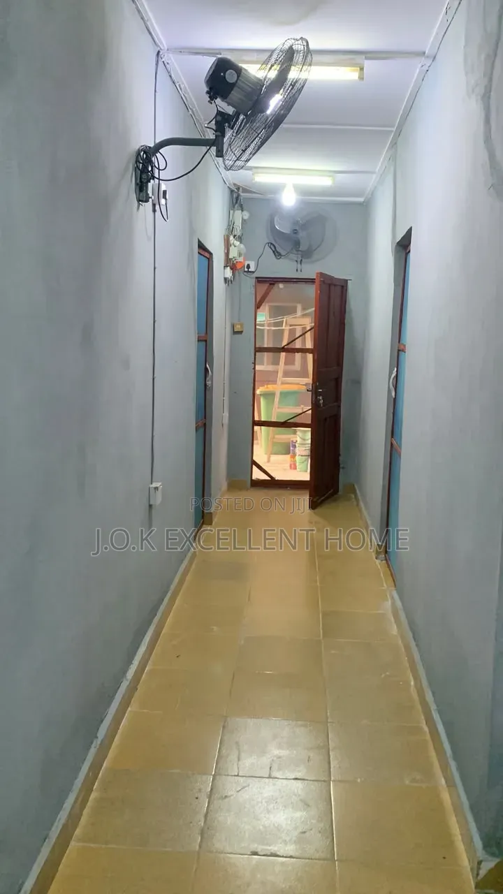 1bdrm Room & Parlour in Oworonshoki / Gbagada for rent