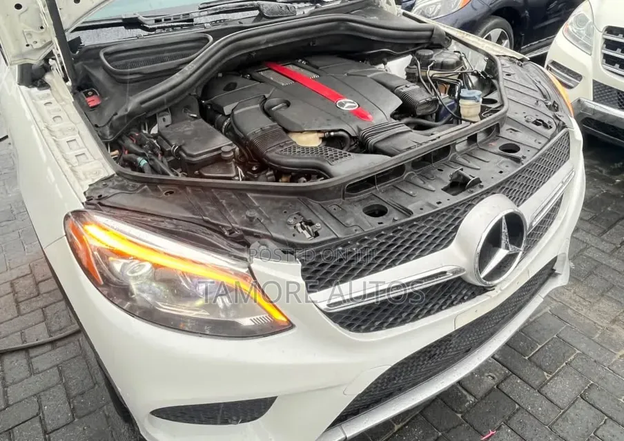 Mercedes-Benz GLE-Class 2016 White