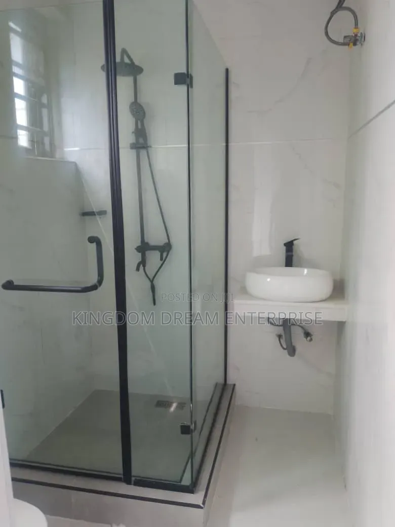Mini Flat in Magboro, Berger for rent
