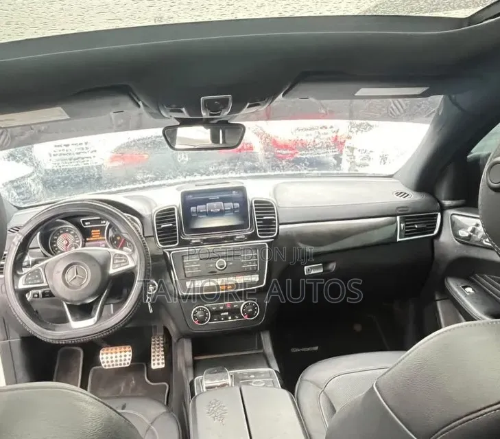 Mercedes-Benz GLE-Class 2016 White