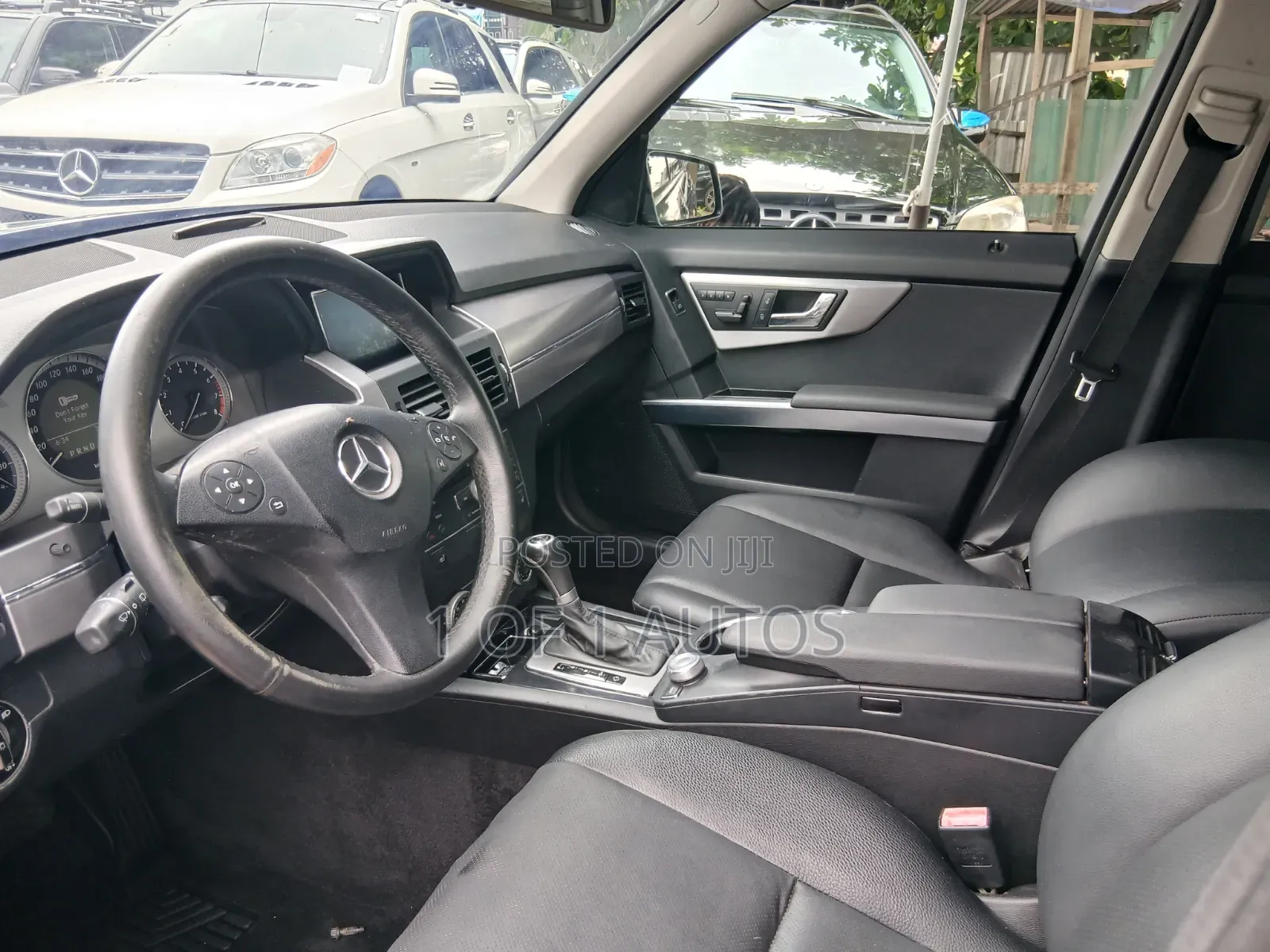 Mercedes-Benz GLK-Class 2011 Gray