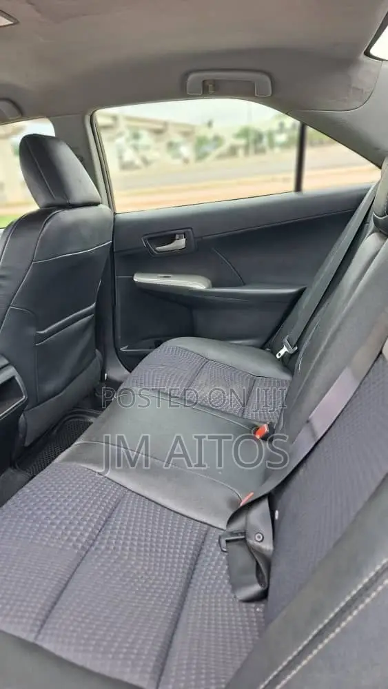 Toyota Camry SE 4dr Sedan (2.5L 4cyl 6A) 2013 Black