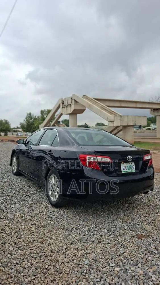 Toyota Camry SE 4dr Sedan (2.5L 4cyl 6A) 2013 Black
