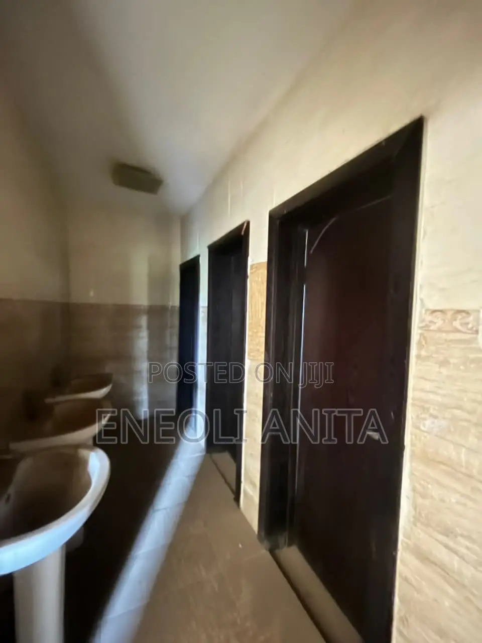 Prime Office Complex for Sale