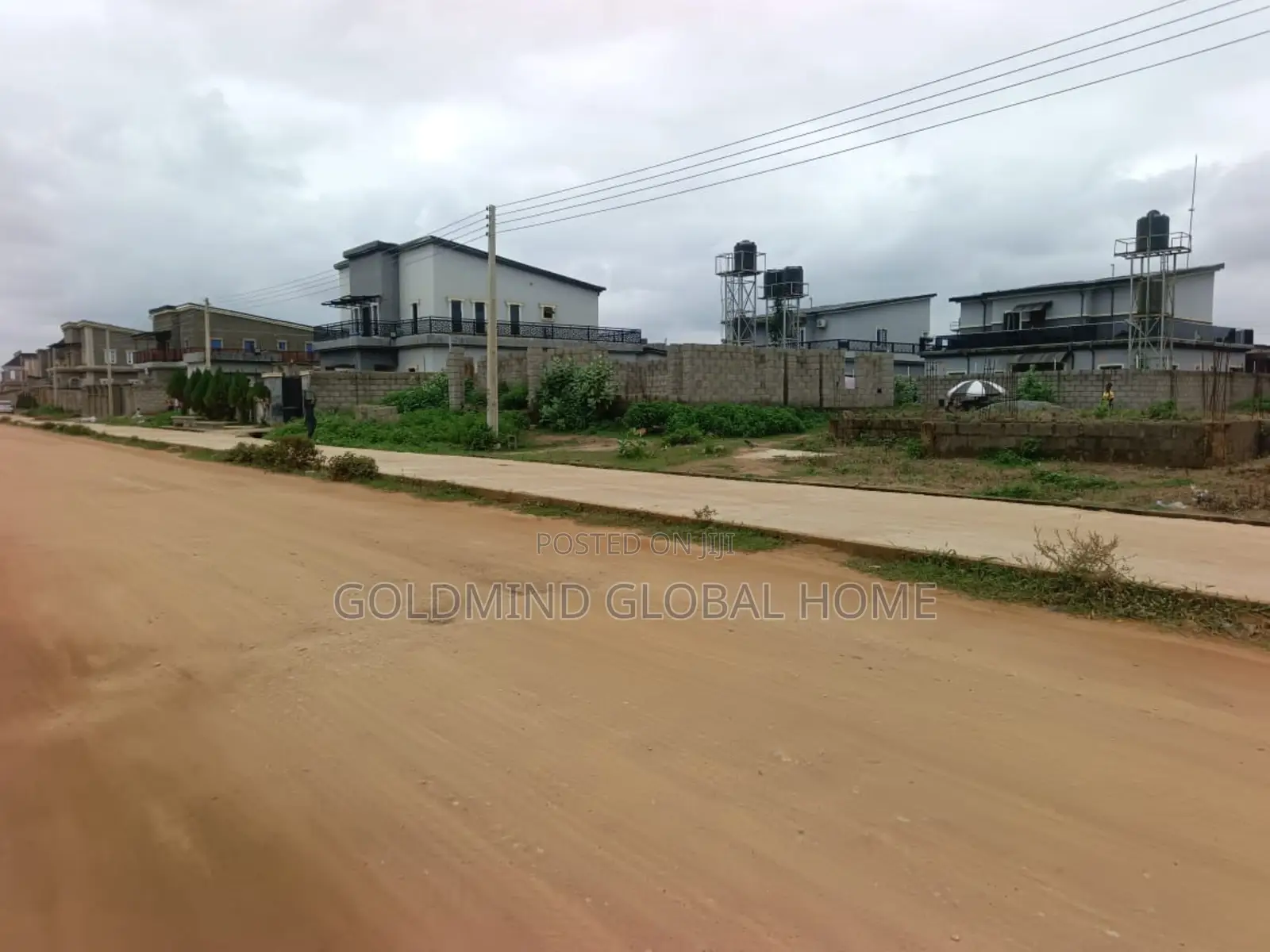 3bdrm Bungalow in Goldmind, Sabon Lugbe for sale