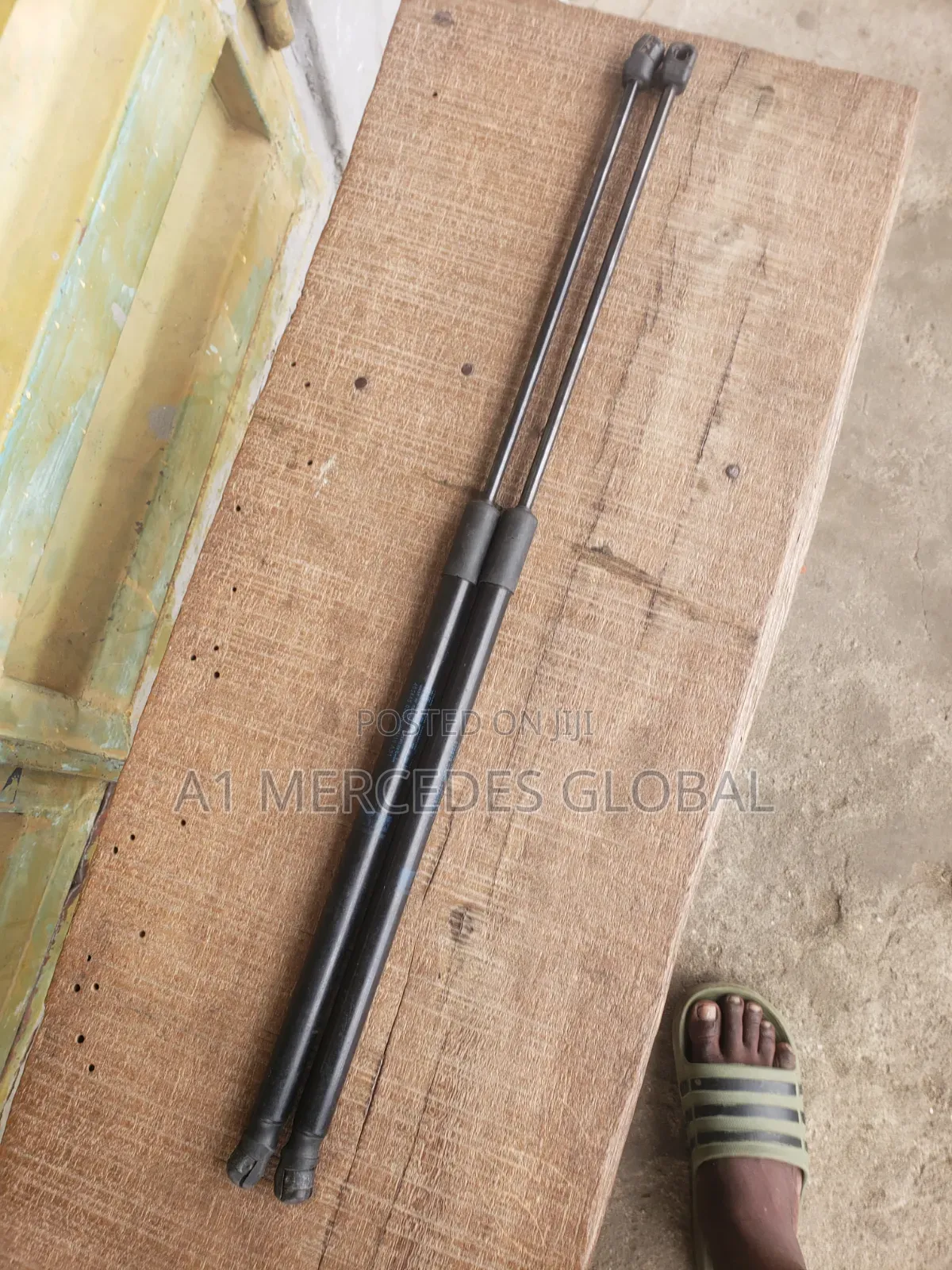 Mercedes-Benz GLC Butt Shocks Manual