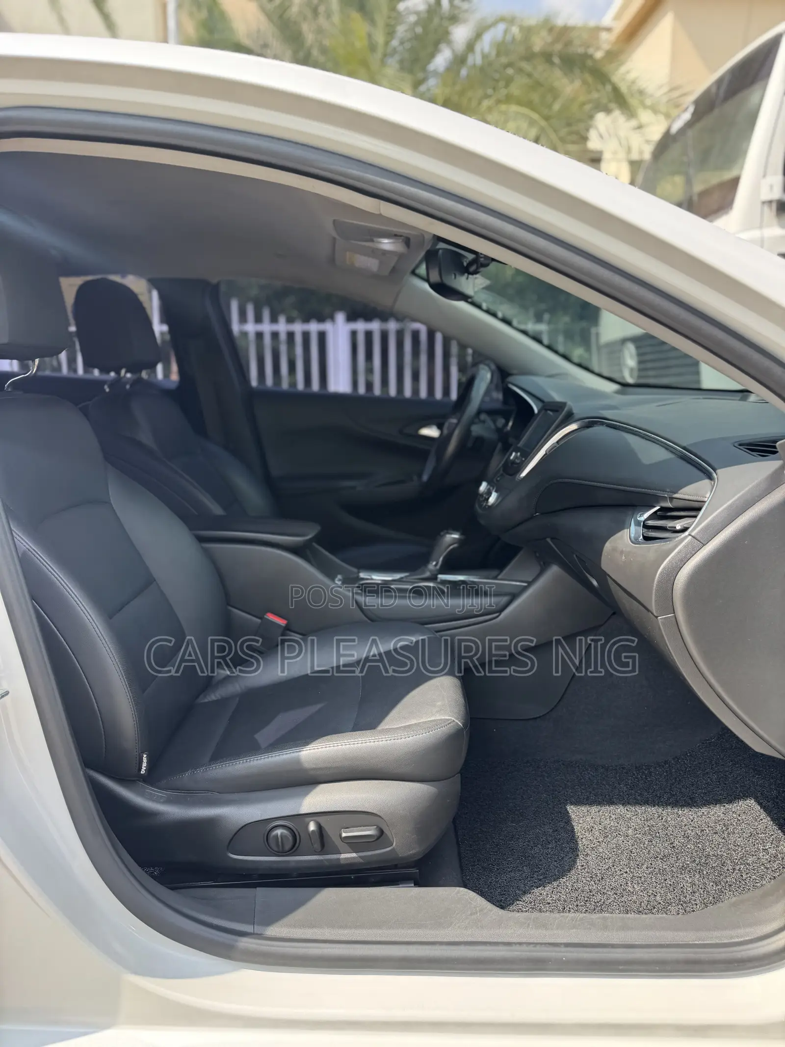 Chevrolet Malibu 2016 White