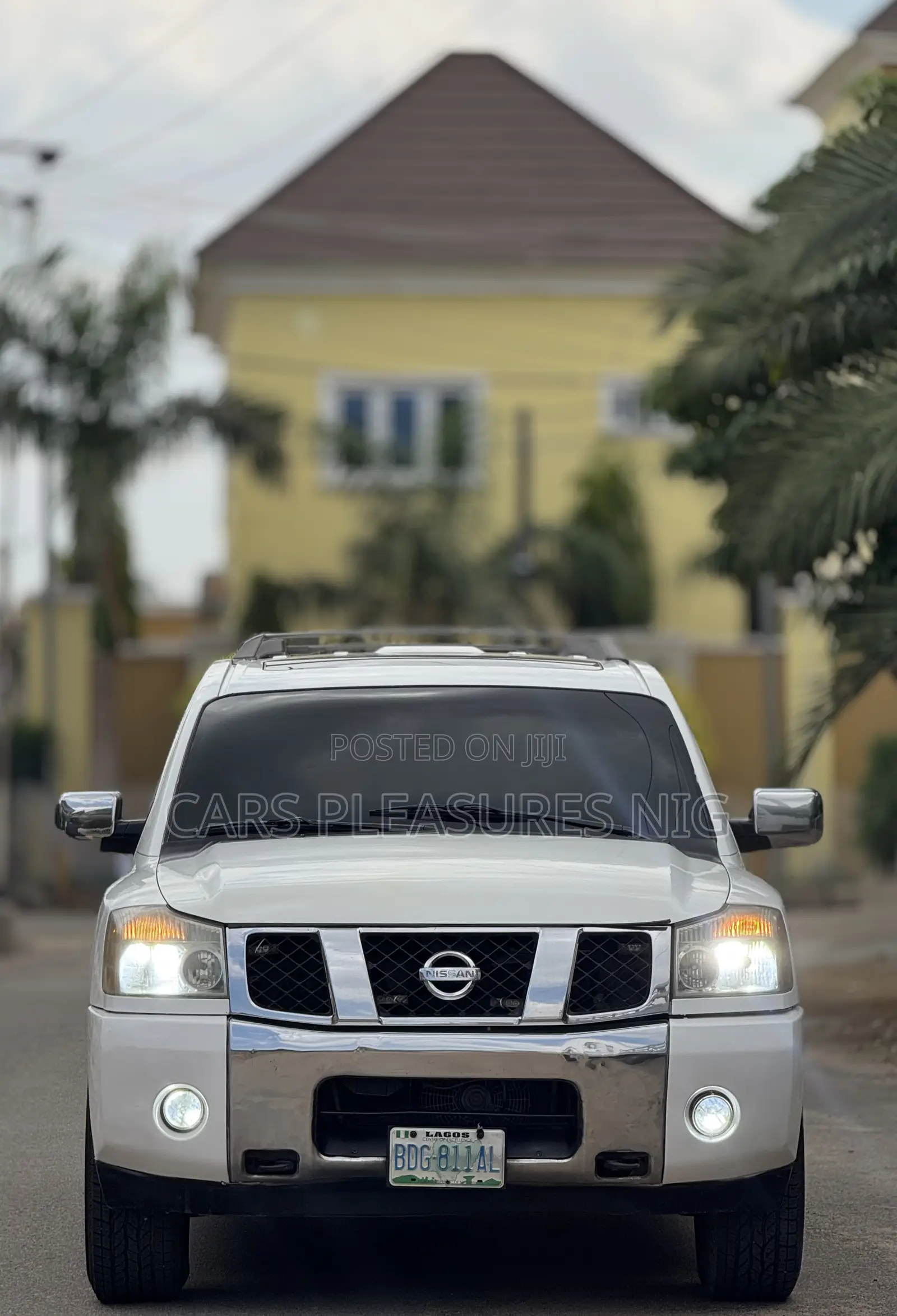 Nissan Armada 2005 White