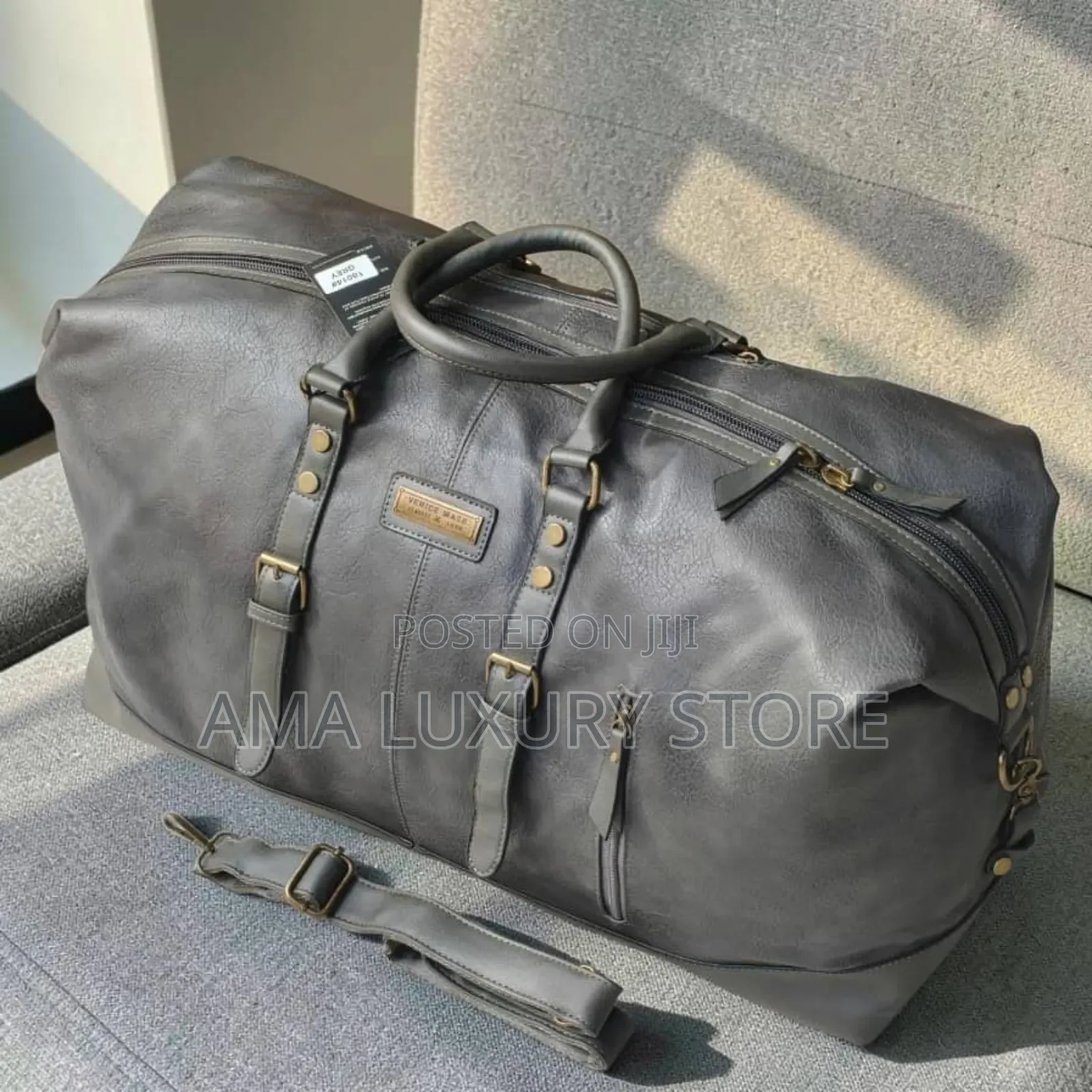 Premium Luxury Vintage Travel Duffel Bag – Strong, Spacious Stylish