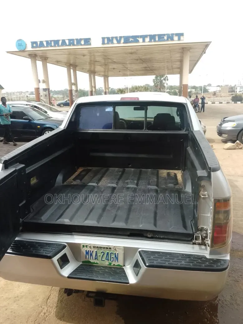 Honda Ridgeline 2006 Silver