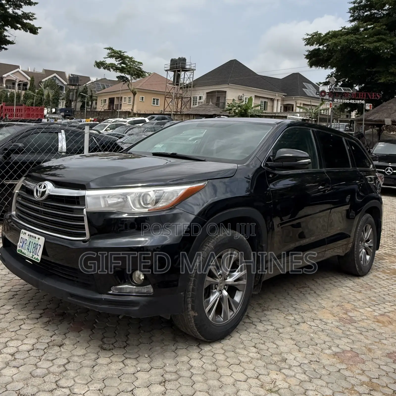 Toyota Highlander LE V6 4x4 (3.5L 6cyl 6A) 2016 Black