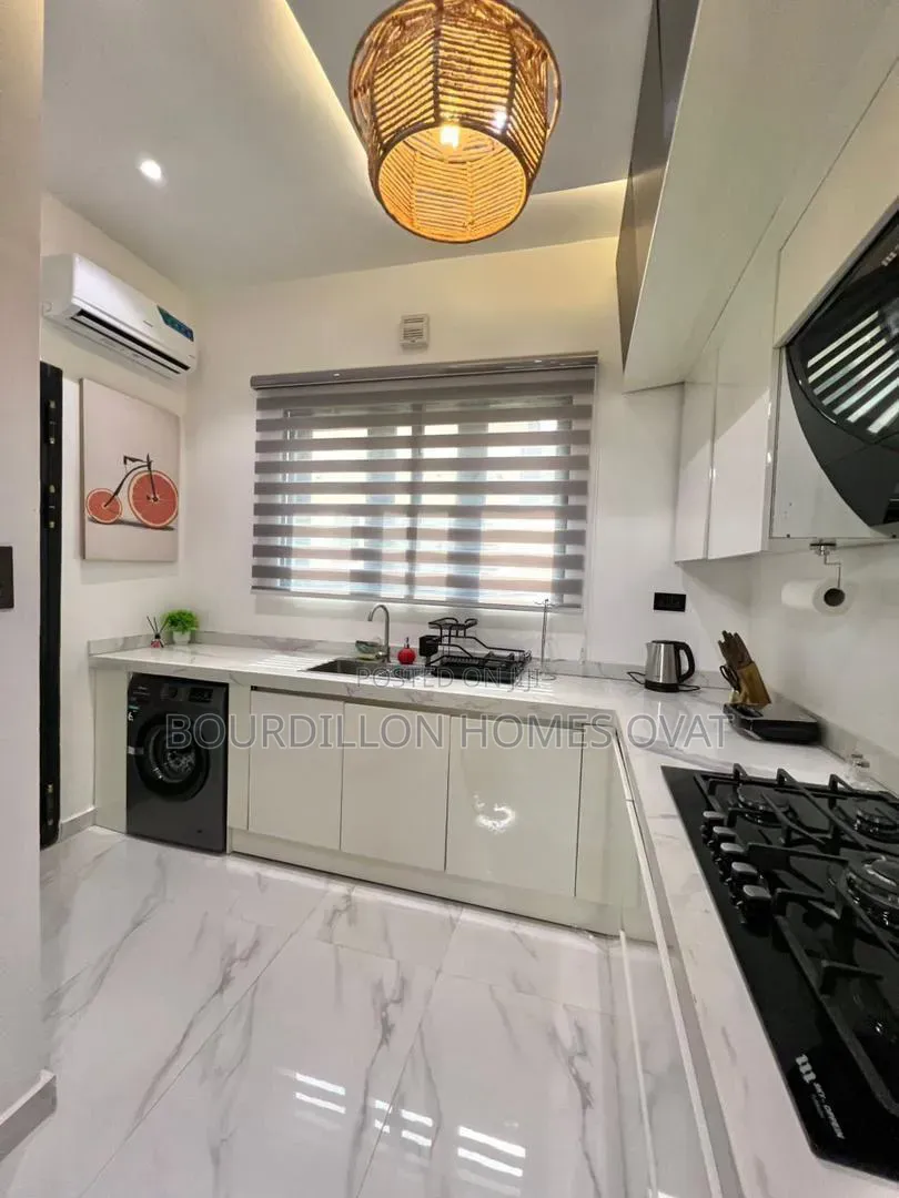 Furnished 2bdrm Apartment in Lekki Phase 1 for rent