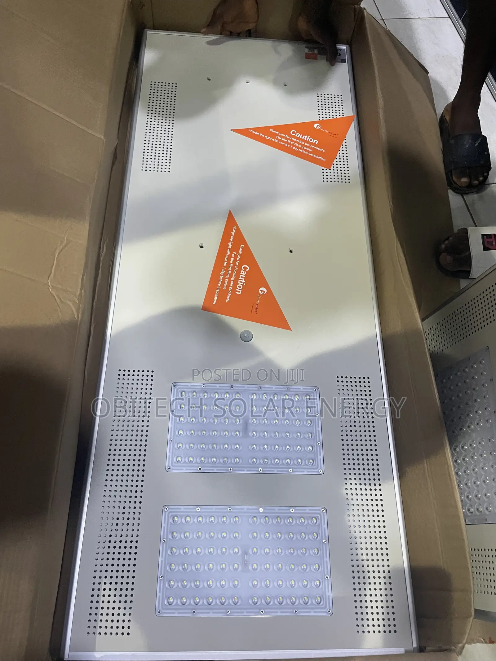 Felicity A3 Series 60W All-in-One Solar Street Light – Brand New