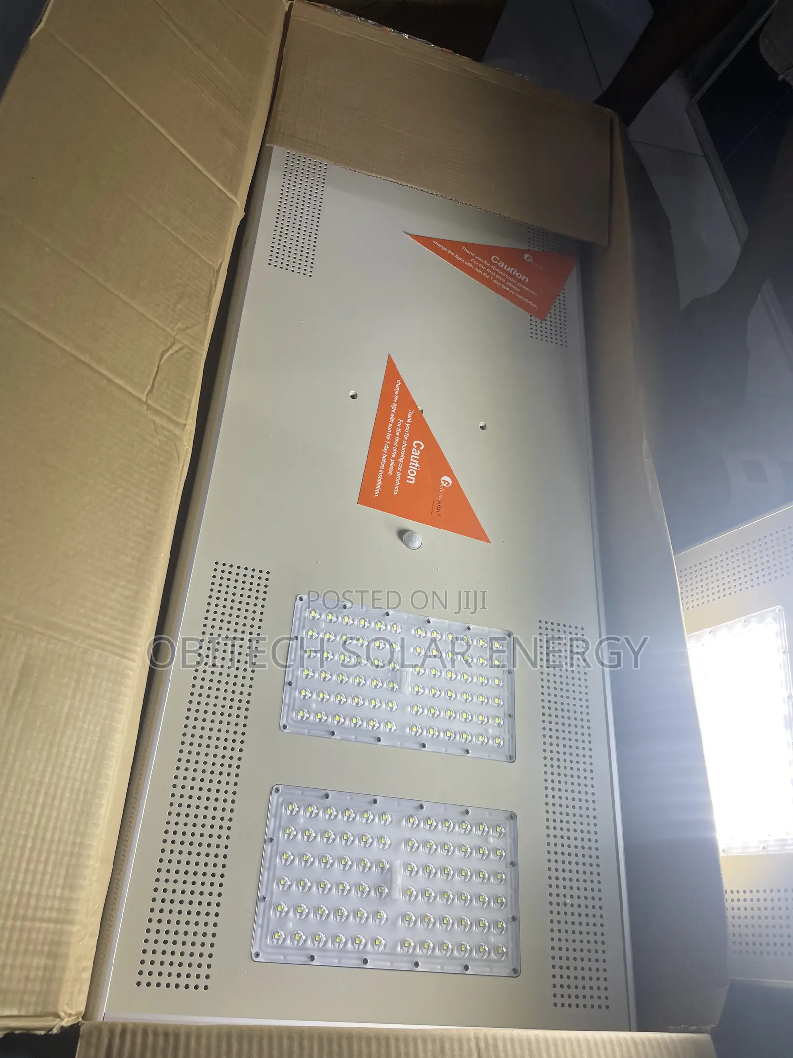 Felicity A3 Series 60W All-in-One Solar Street Light – Brand New