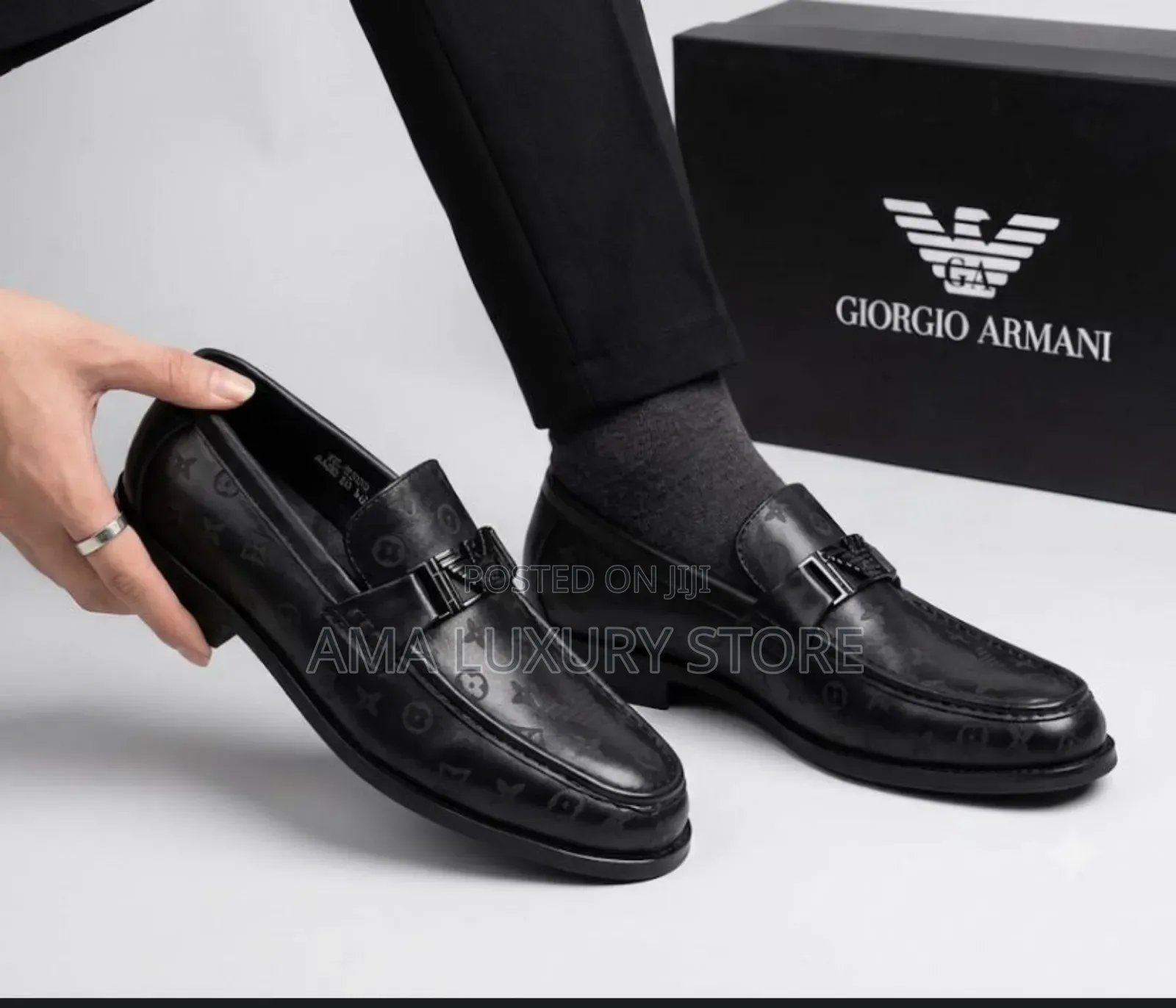 Givenchy/Armani Classic Men Shoes – Elegant, Durable Comfortable