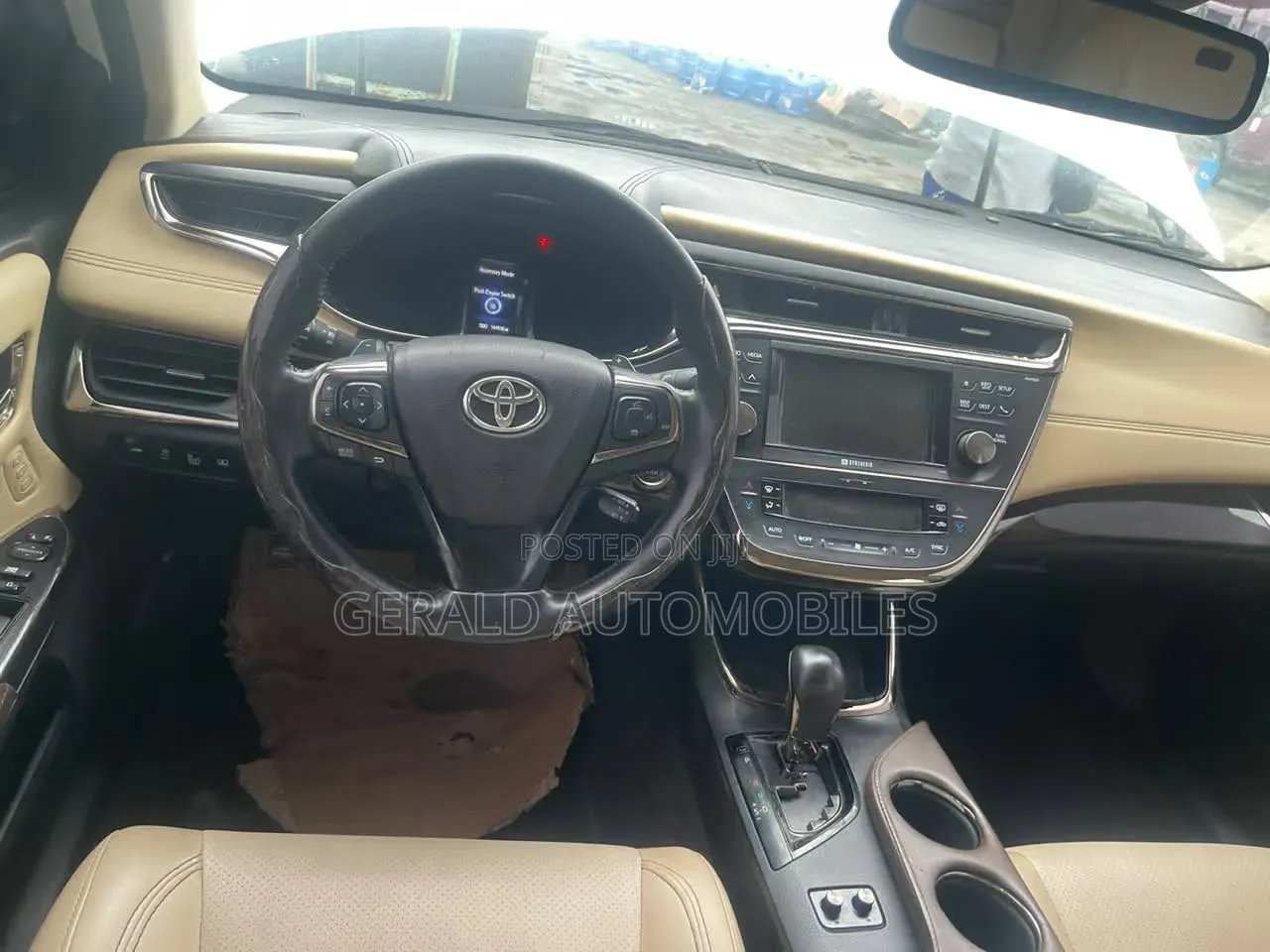 Toyota Avalon 2013 White