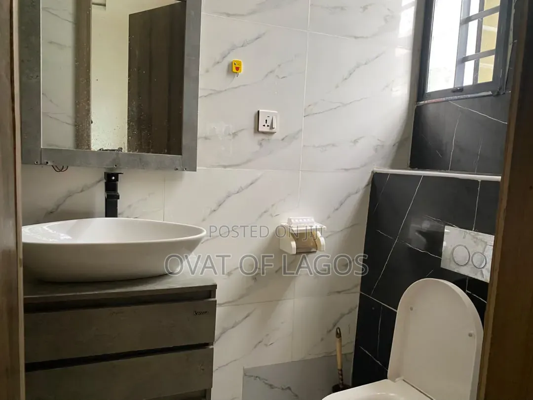 3bdrm Duplex in Ikota for rent