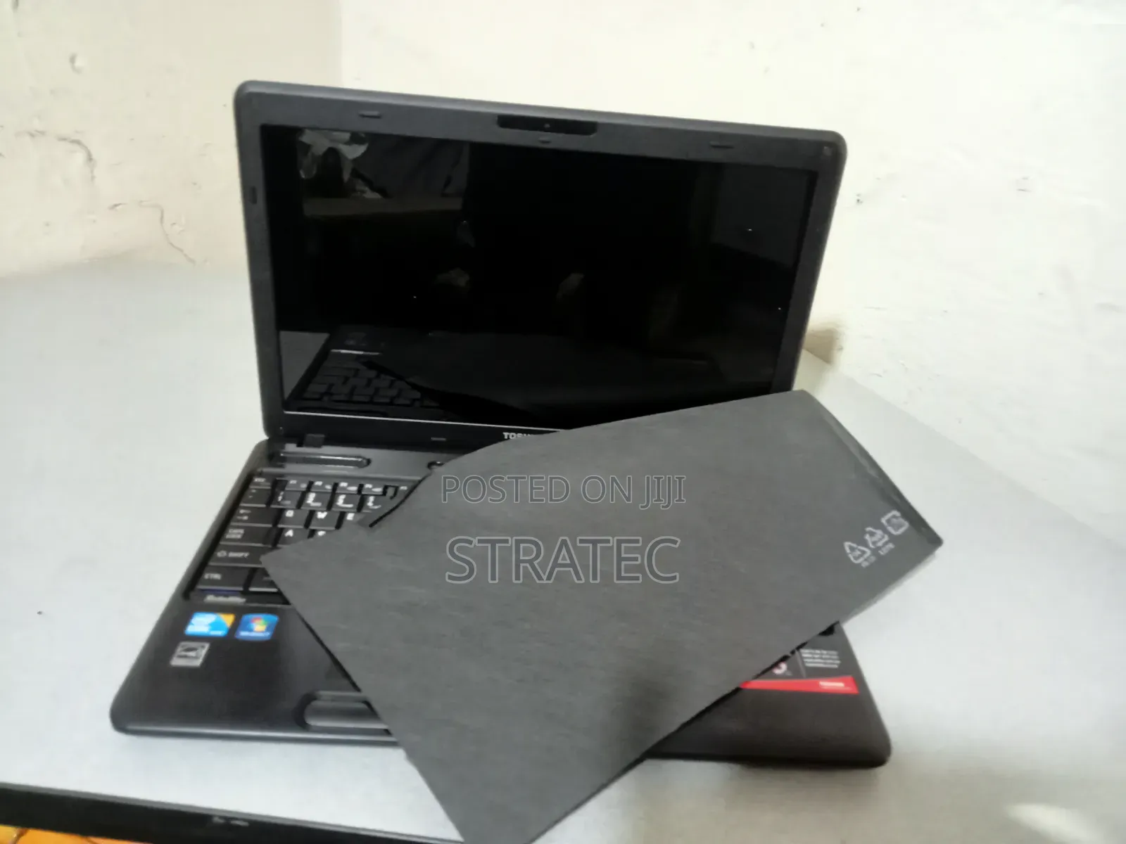 Laptop Toshiba Satellite P755 8GB Intel Core i7 HDD+SSD 500GB