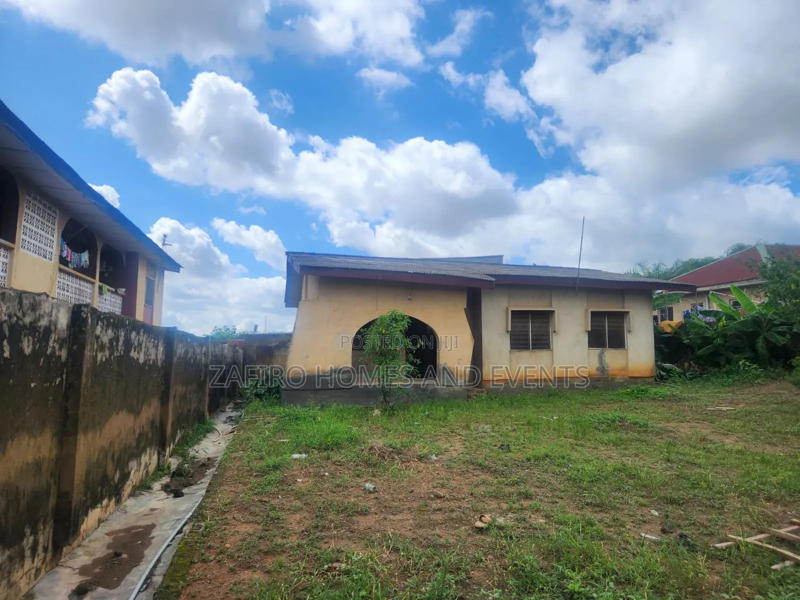 3bdrm Bungalow in Near Church Nla for sale