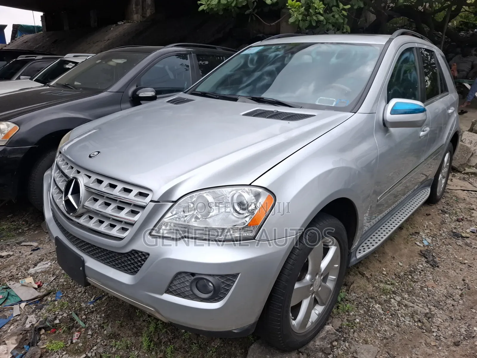 Mercedes-Benz M Class 2011 Silver