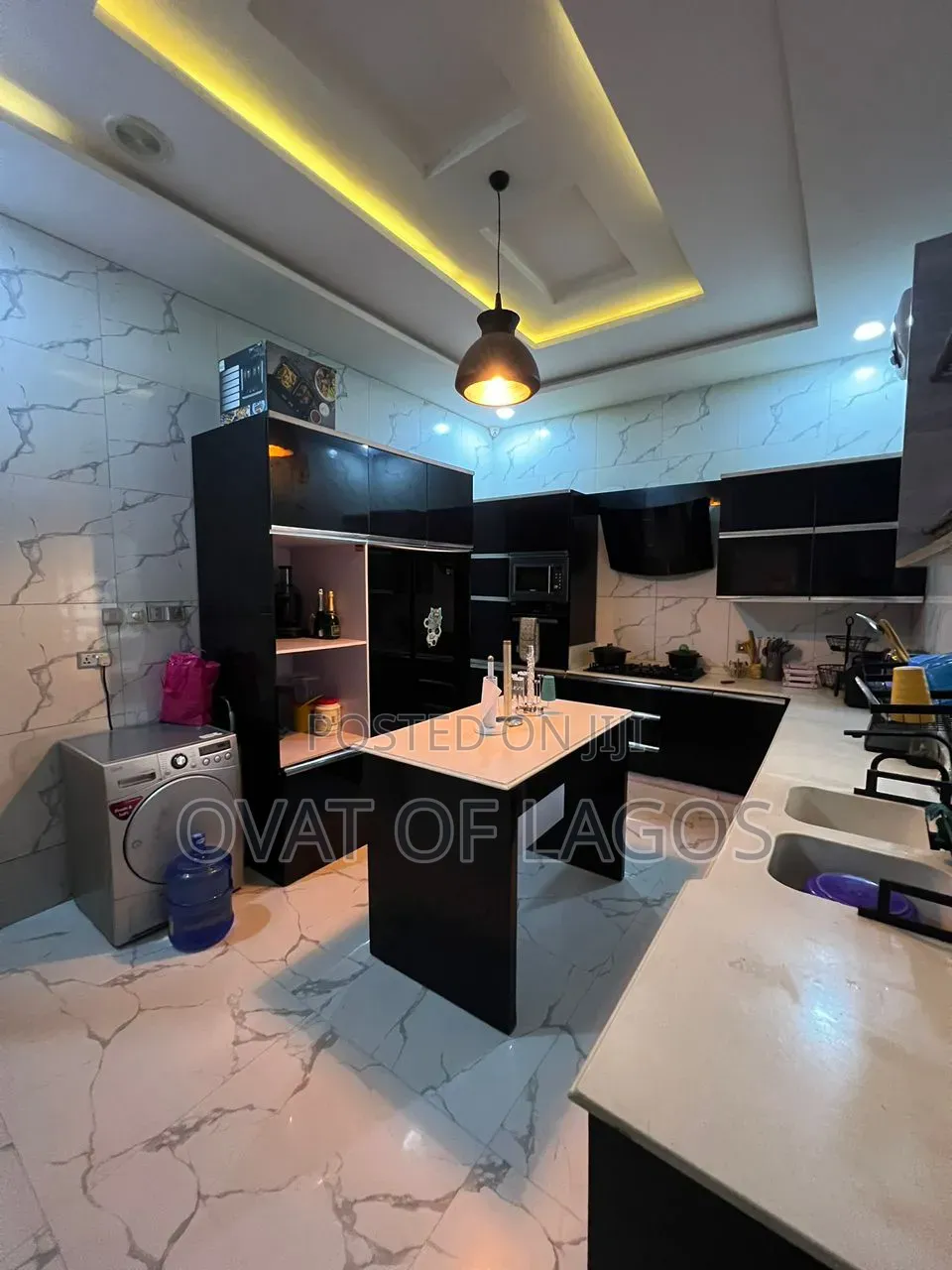 4bdrm Duplex in Chevron for rent