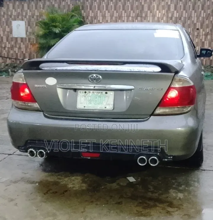 Toyota Camry 2005