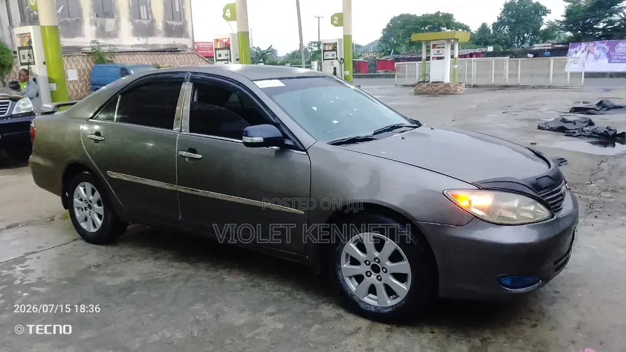 Toyota Camry 2005