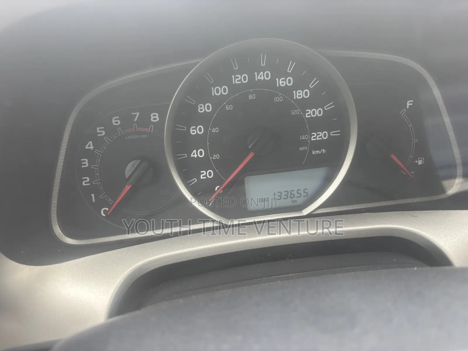 Toyota RAV4 LE 4dr SUV (2.5L 4cyl 6A) 2015 Red