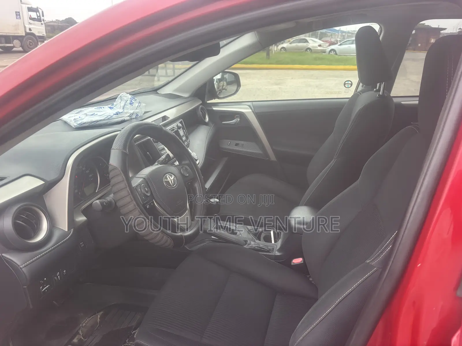 Toyota RAV4 LE 4dr SUV (2.5L 4cyl 6A) 2015 Red