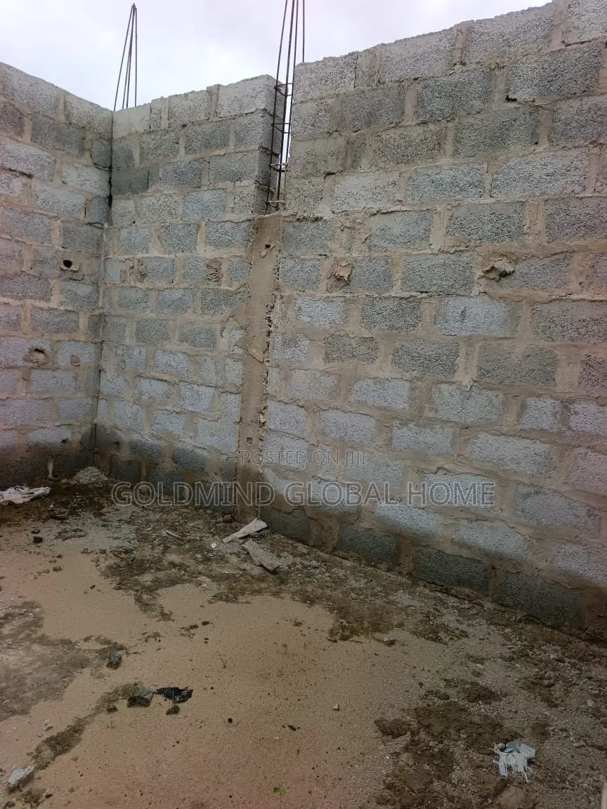 4bdrm Duplex in Lugbe District. for sale