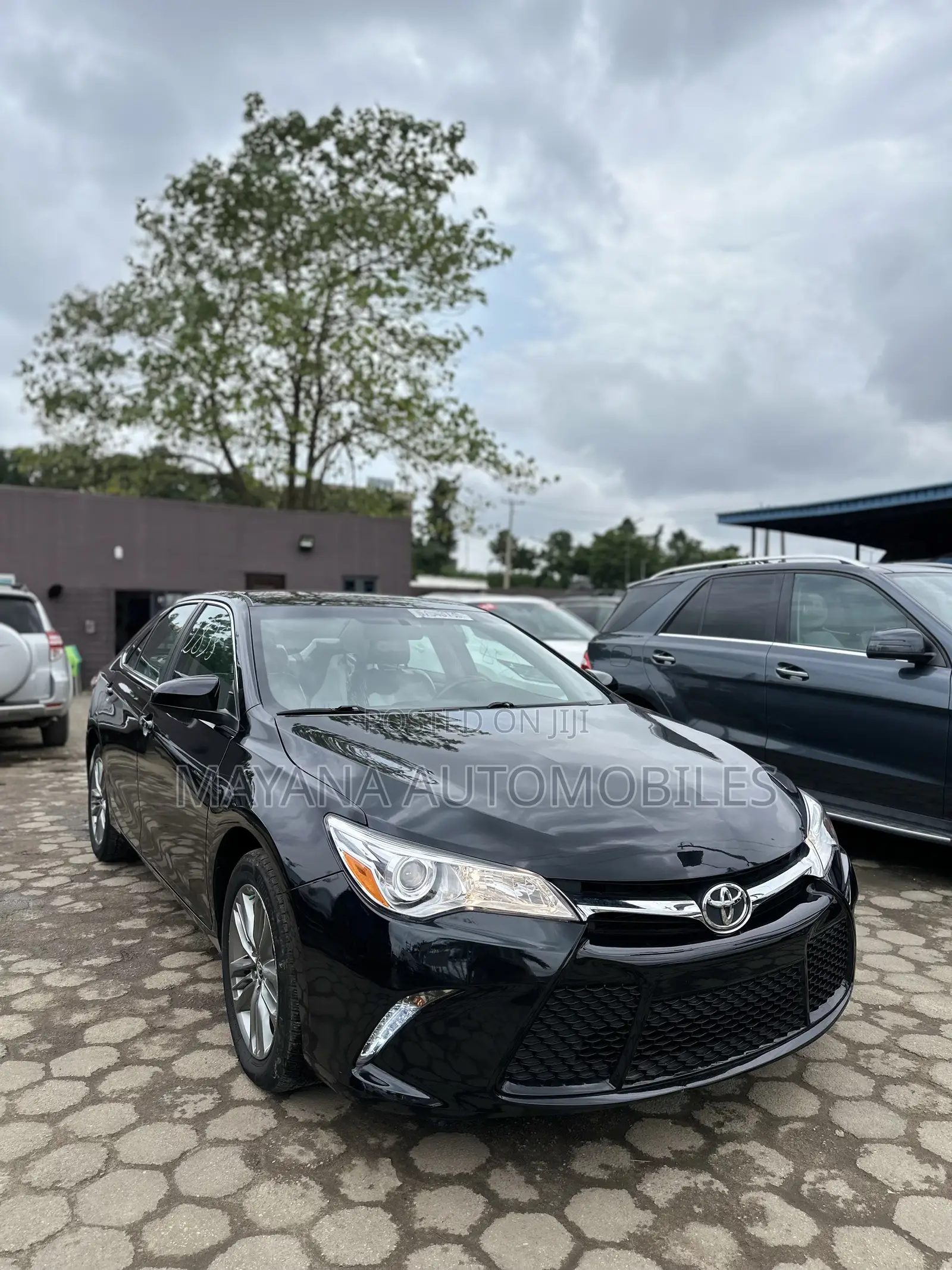 Toyota Camry SE 4dr Sedan (2.5L 4cyl 6A) 2015 Black