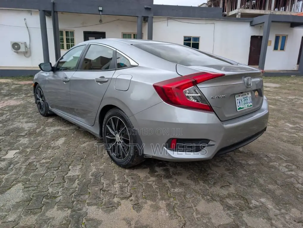 Honda Civic 2016 Gray
