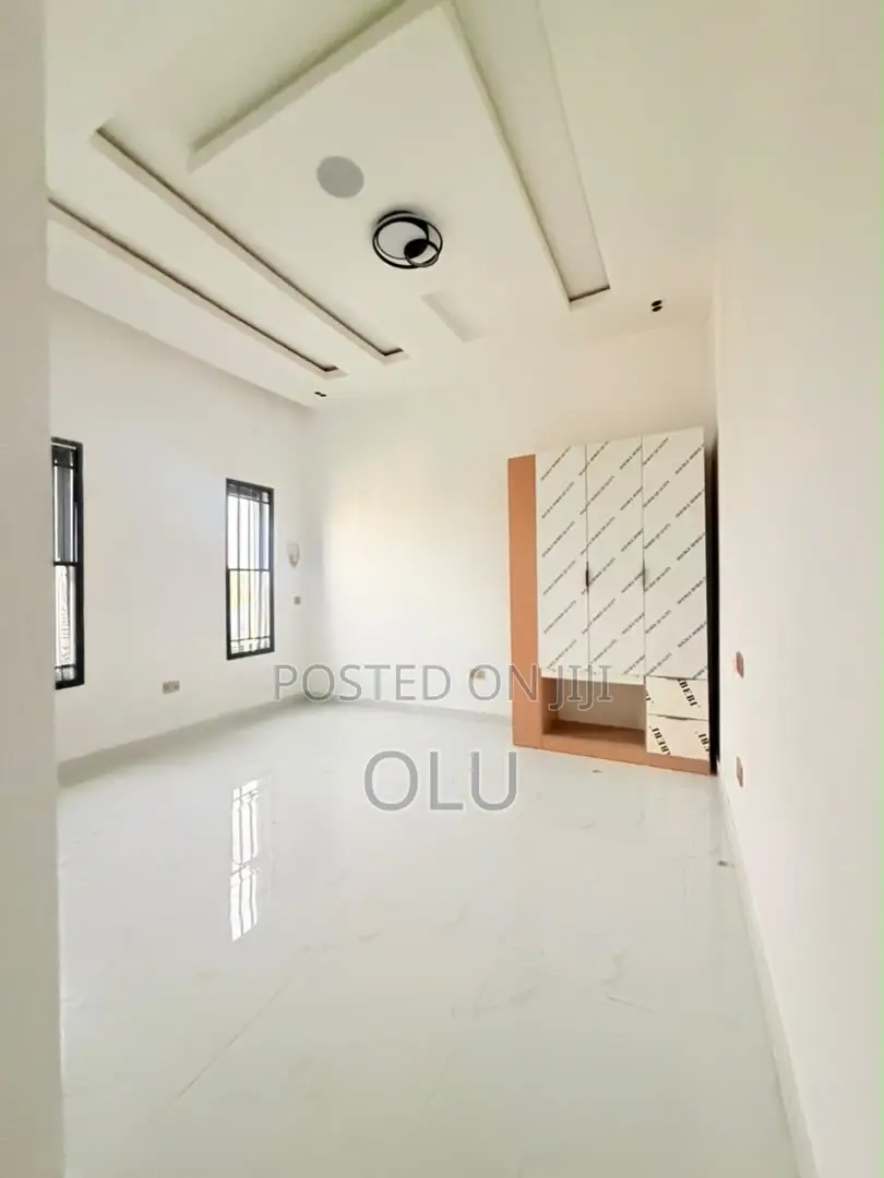 Furnished 4bdrm Duplex in Ikeja Gra for sale