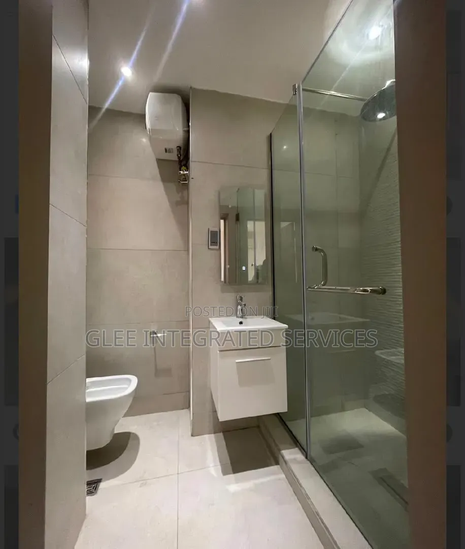 3bdrm Block of Flats in Ikoyi for rent
