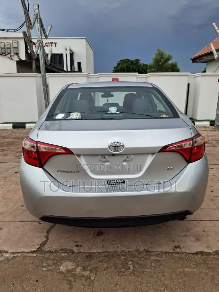 Toyota Corolla 2019 Silver
