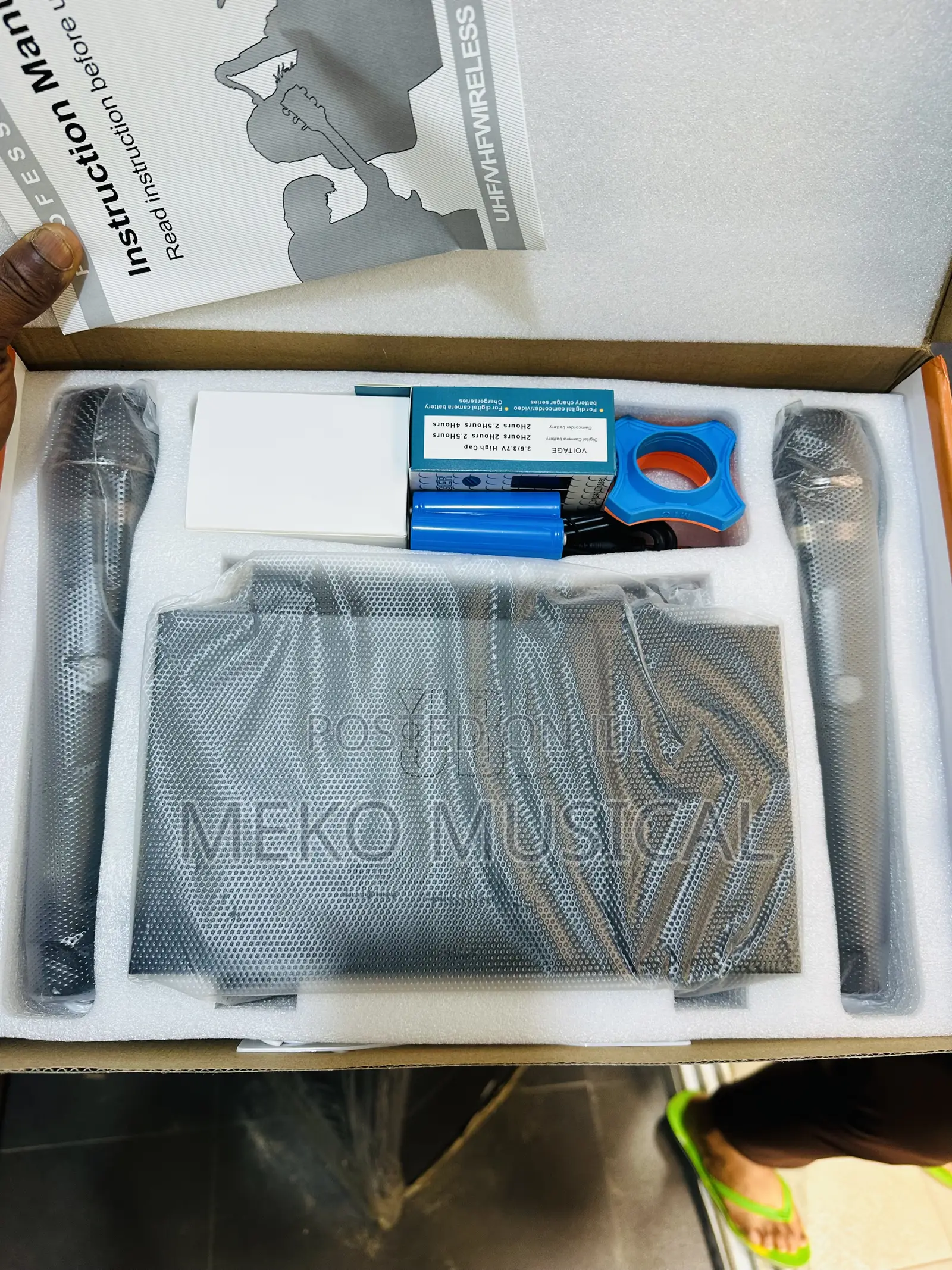 Wireless Rechargeable Microphone 