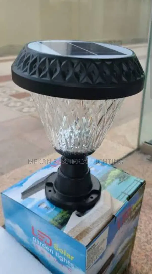 Solar LED Garden/Pillar Light