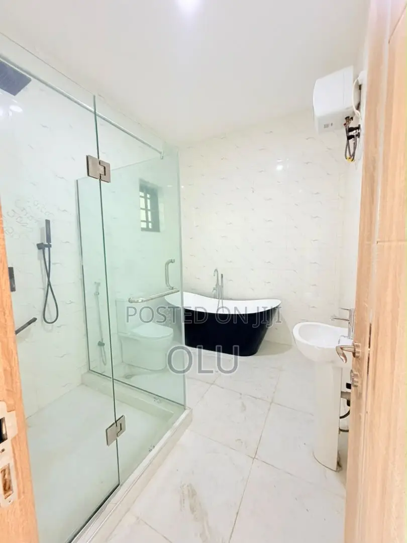 Furnished 5bdrm Duplex in Magodo Gra Ph2 for sale
