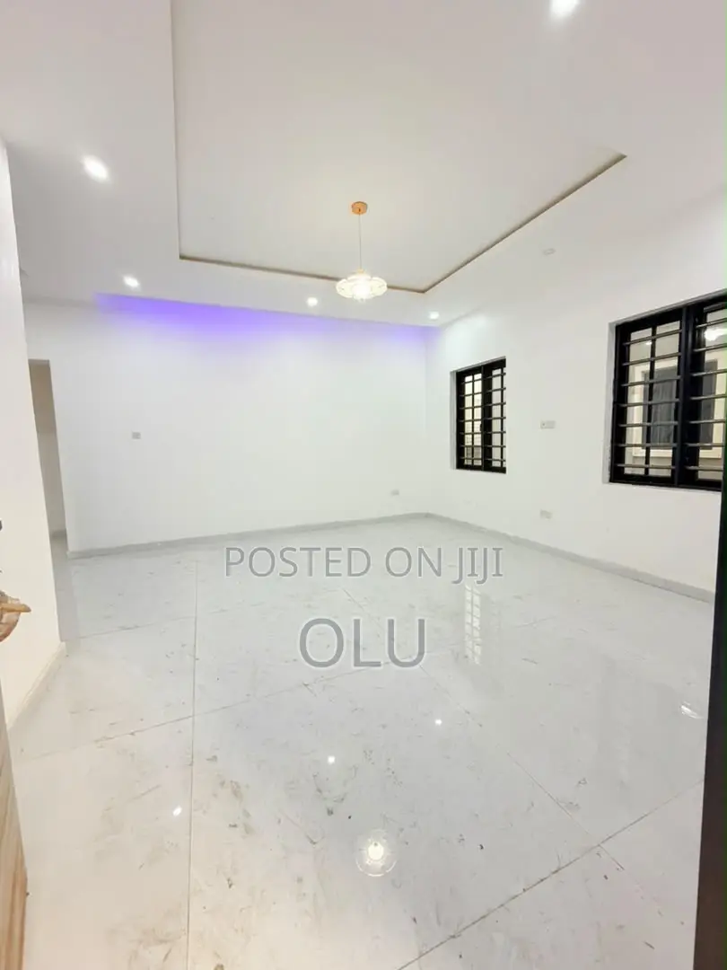 Furnished 5bdrm Duplex in Magodo Gra Ph2 for sale