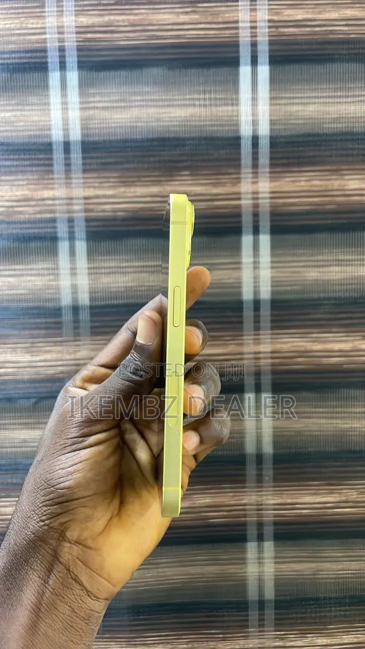 Apple iPhone 14 128 GB Yellow