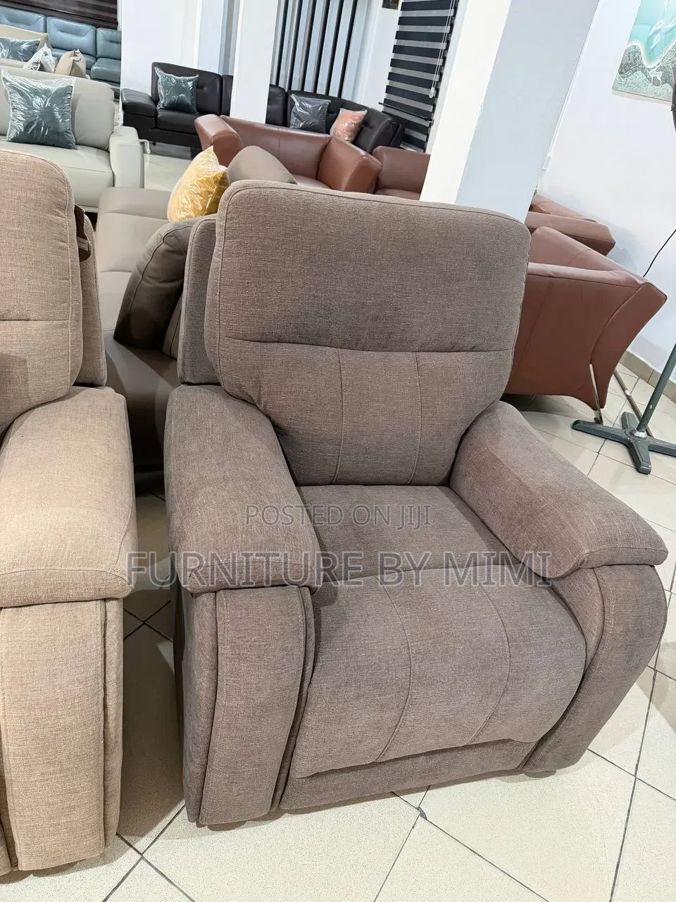 Luxury Italian Electric Power Recliner Chair – Brand New