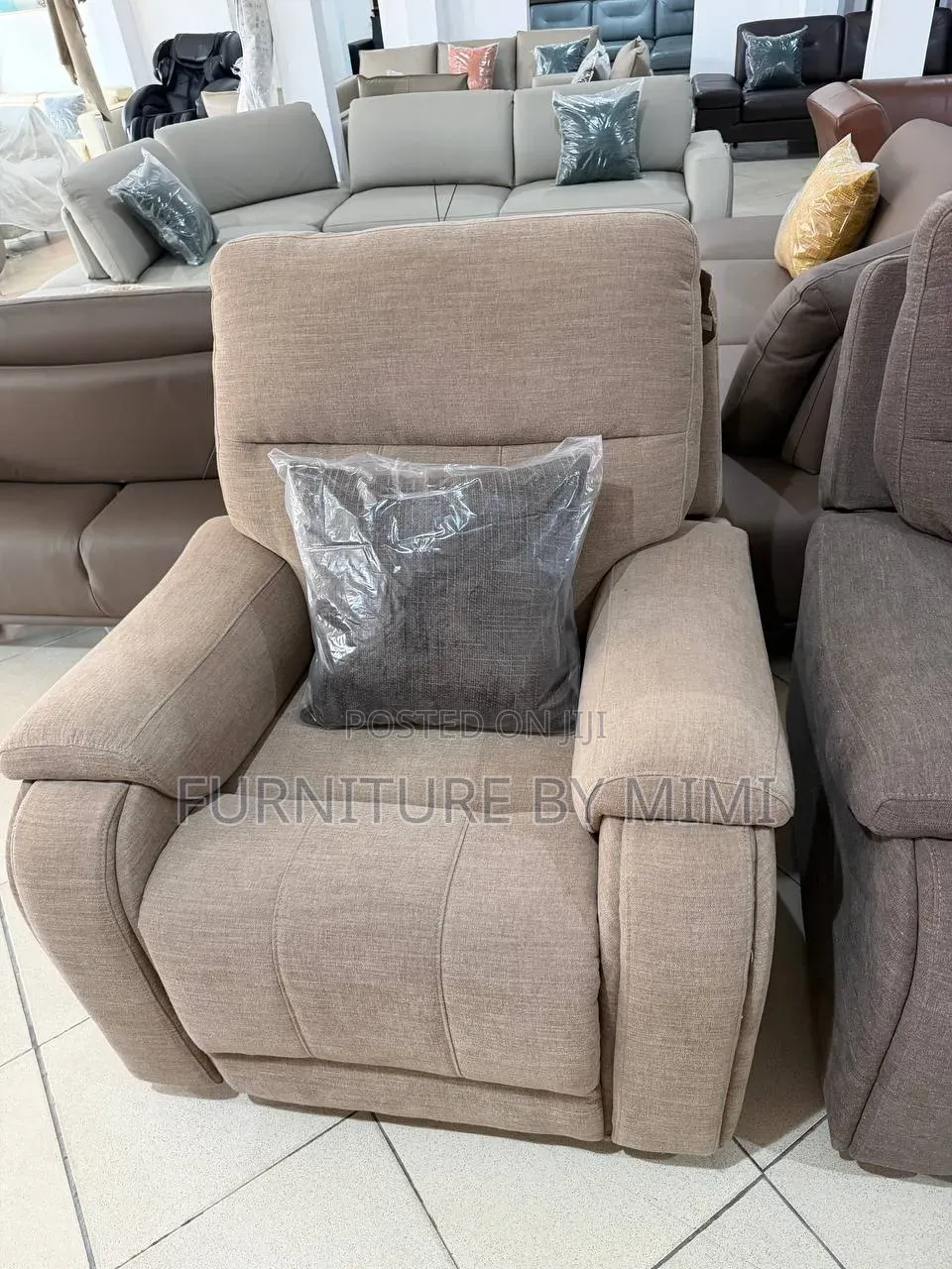 Luxury Italian Electric Power Recliner Chair – Brand New