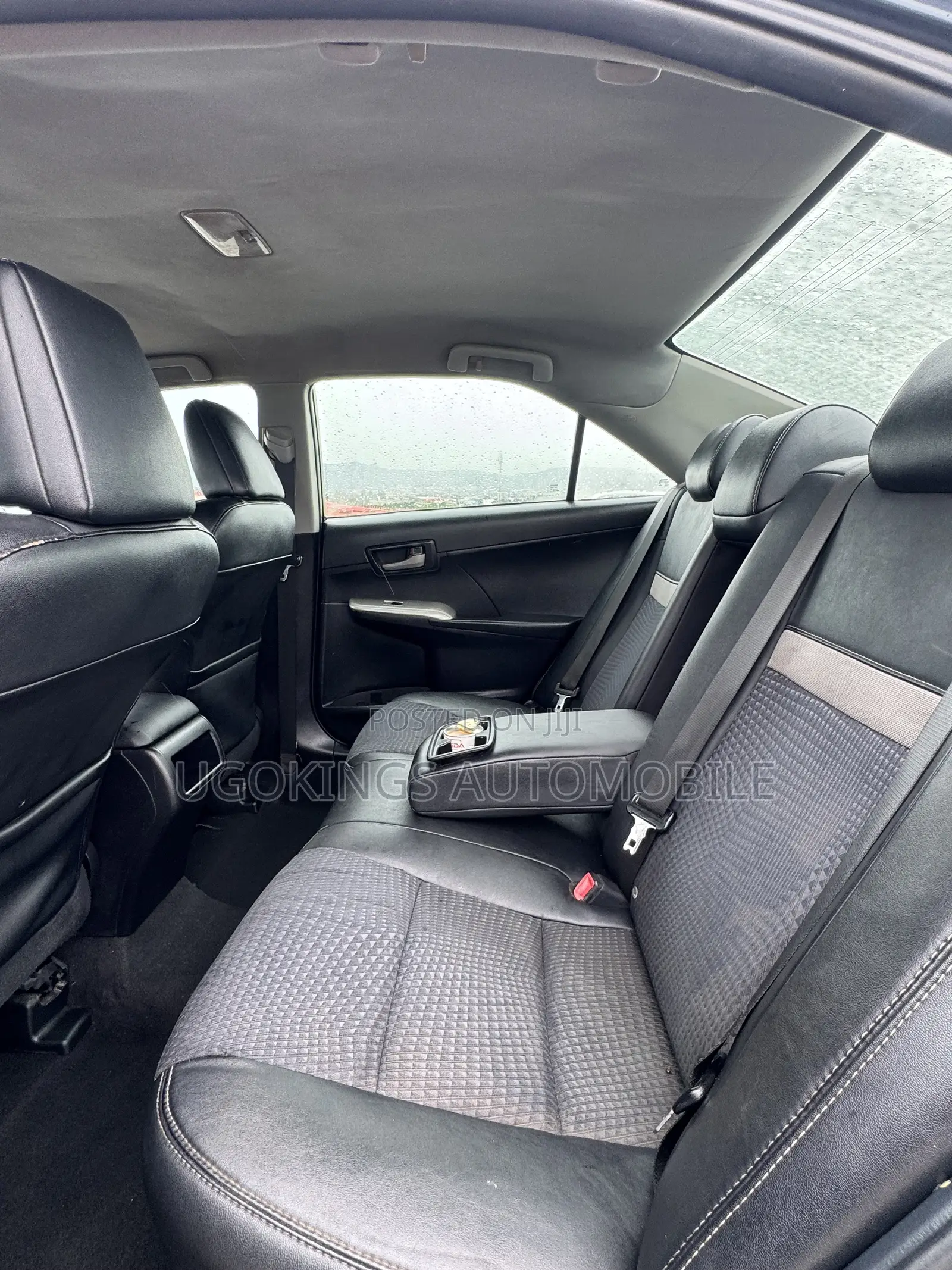 Toyota Camry SE 4dr Sedan (2.5L 4cyl 6A) 2013 Gray
