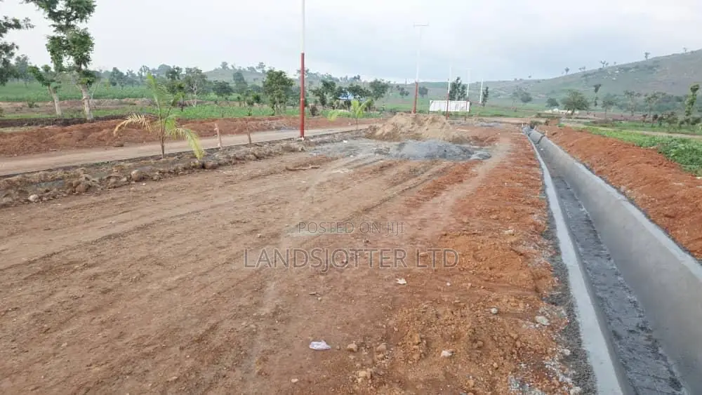 750sqm Land for 6 Units of 2-Bedrooms Flats KUJE Abuja