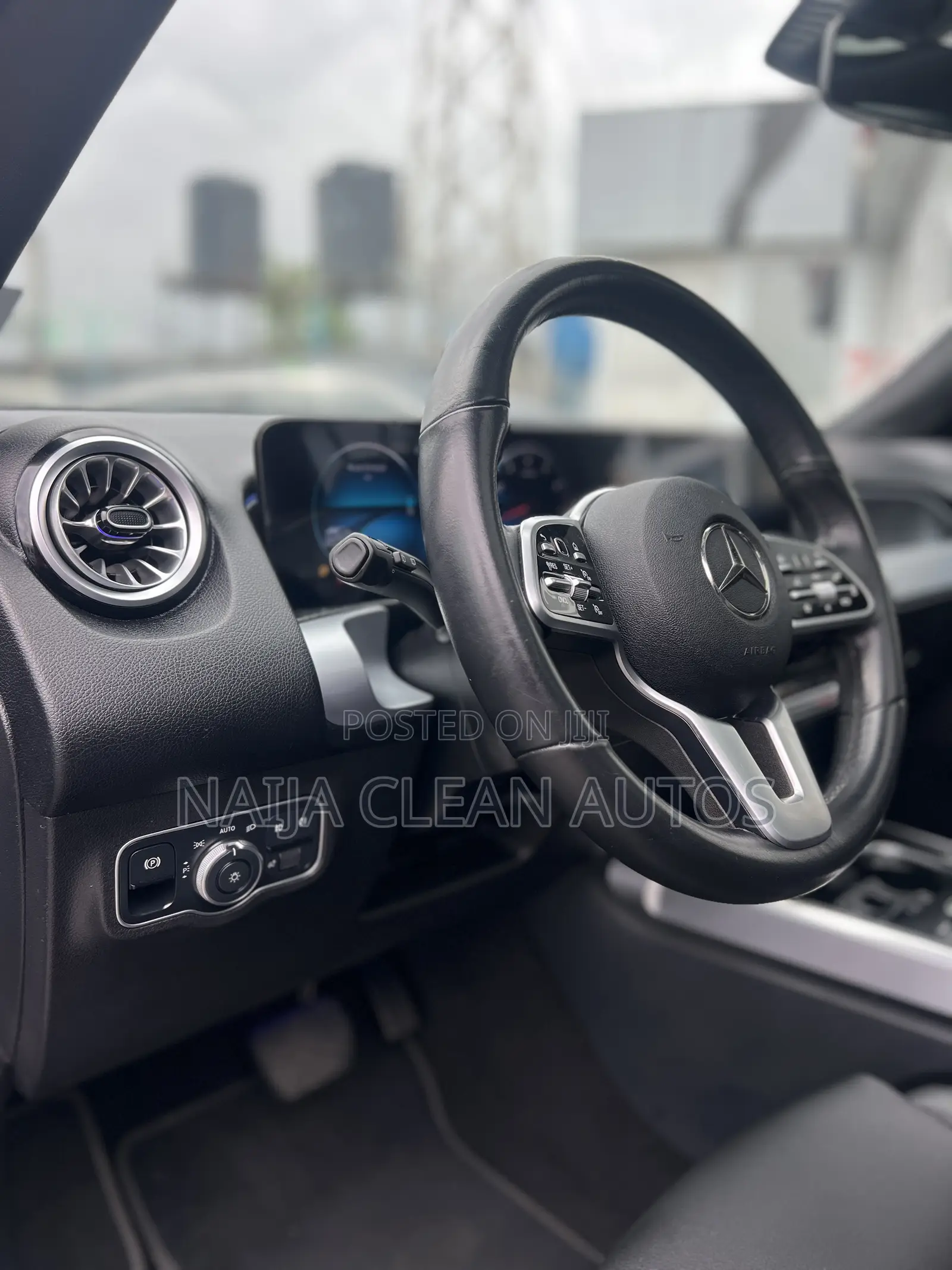 Mercedes-Benz GLB-Class GLB 250 4MATIC 2022 Gray