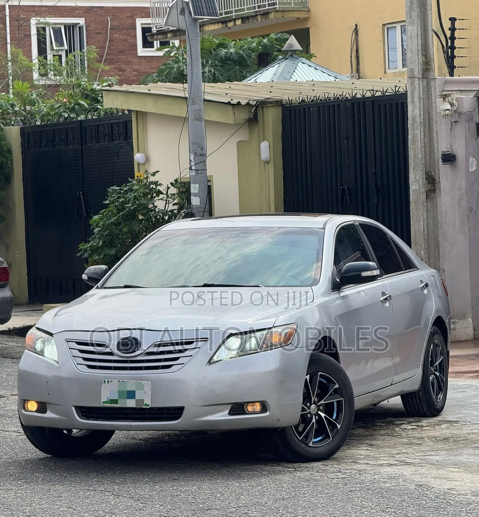 Toyota Camry LE 4dr Sedan (2.4L 4cyl 5A) 2009 Silver