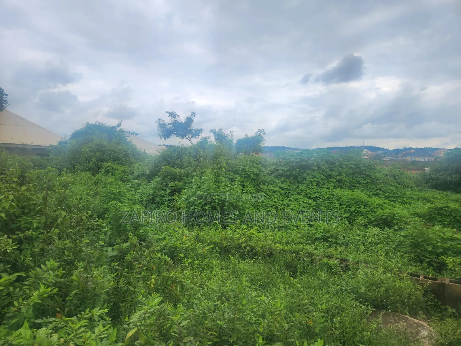 Half Plot of Land for Sale at
2nd Avians Off Ayegun Oleyo Akala Exp.